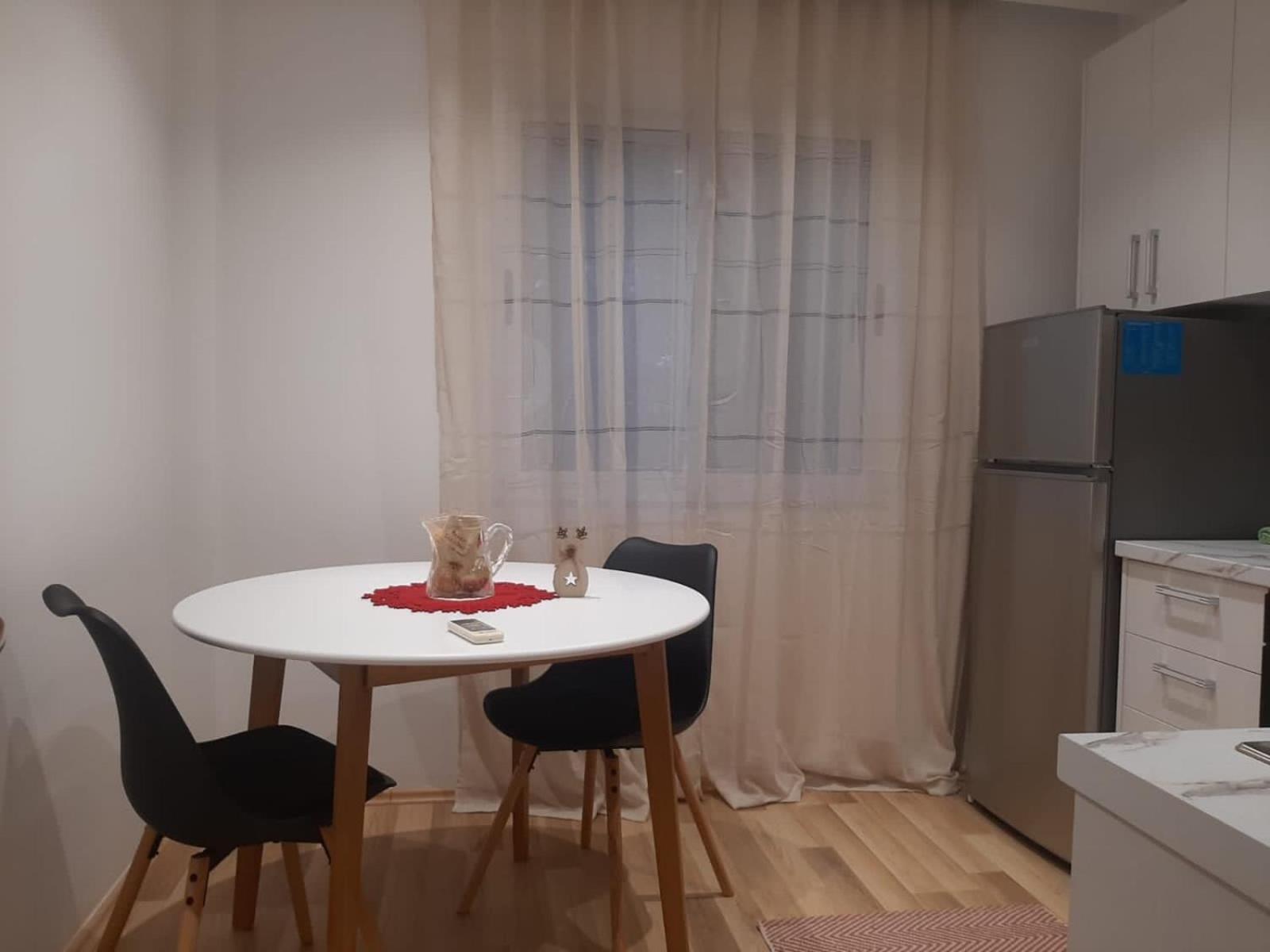 Krista Apartamento Tirana